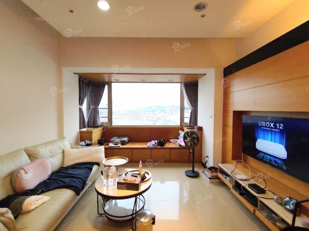 亞東站高爾夫亮麗三房+坡平車