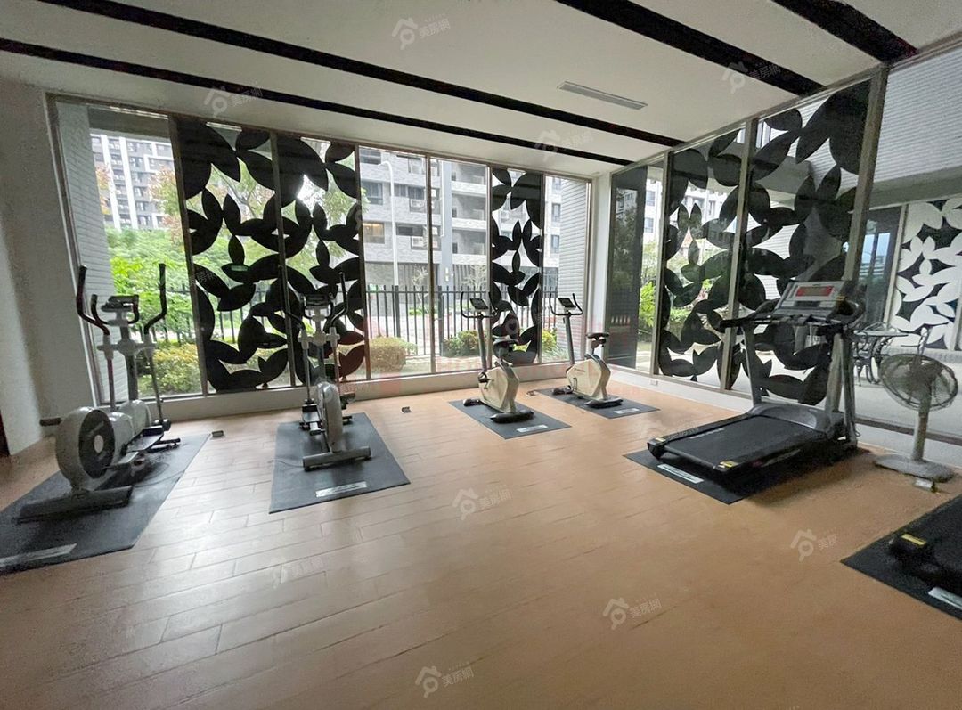 專售｜天琴｜輕軌公園旁綠意盎然三房